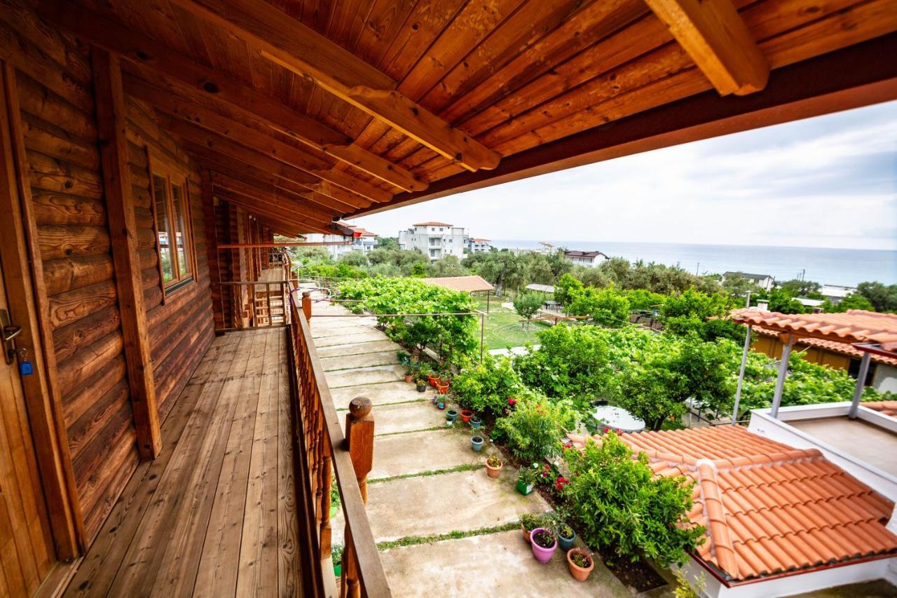 Guest House Luiza Borsh Buitenkant foto